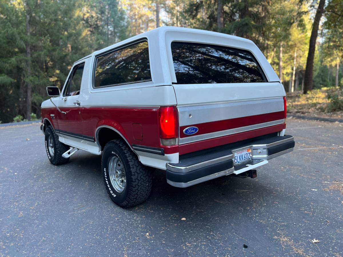 Ford-Bronco-xlt-1990-12