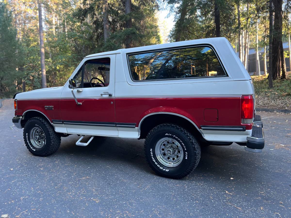 Ford-Bronco-xlt-1990-14