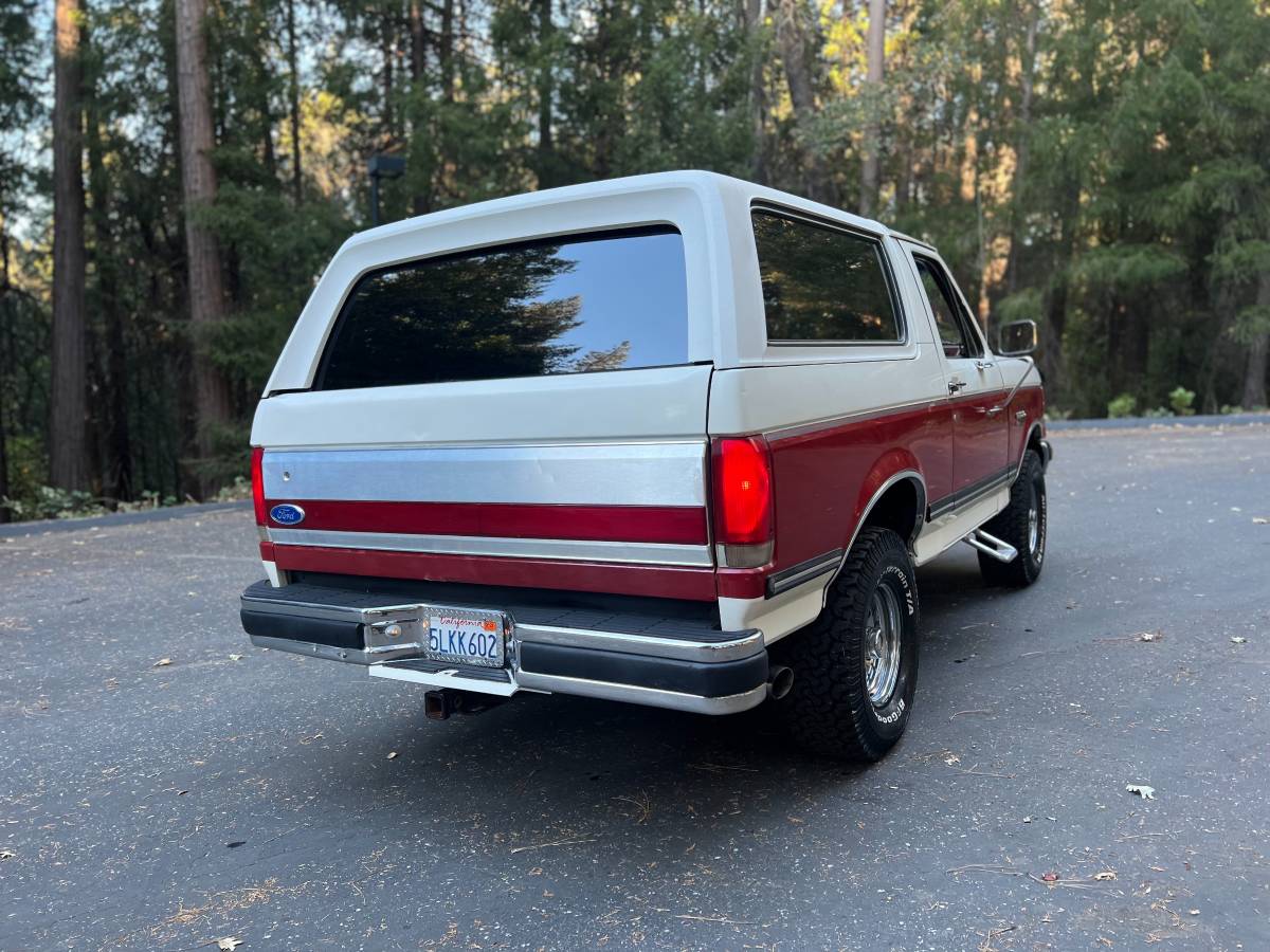 Ford-Bronco-xlt-1990-8