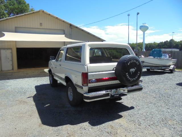 Ford-Bronco-xlt-1991-3