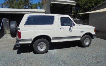 Ford-Bronco-xlt-1991