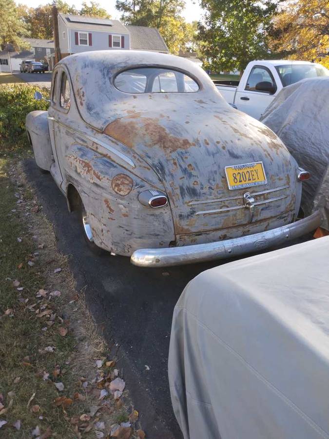 Ford-Business-coupe-1946-17