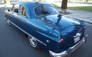 Ford-Business-coupe-1949