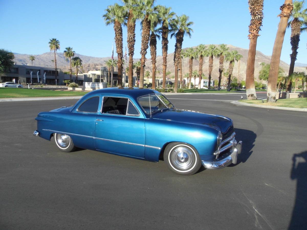 Ford-Business-coupe-1949-5