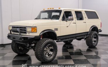 Ford-C-350-SUV-1991-6