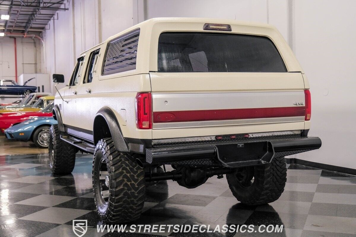 Ford-C-350-SUV-1991-9