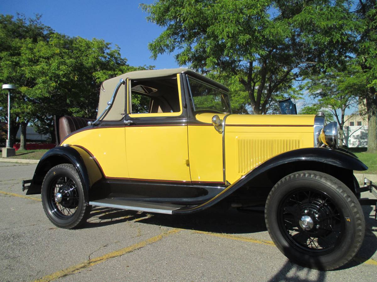 Ford-Cabriolet-1931