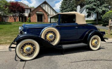 Ford-Cabriolet-1932-1