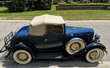 Ford-Cabriolet-1932-17