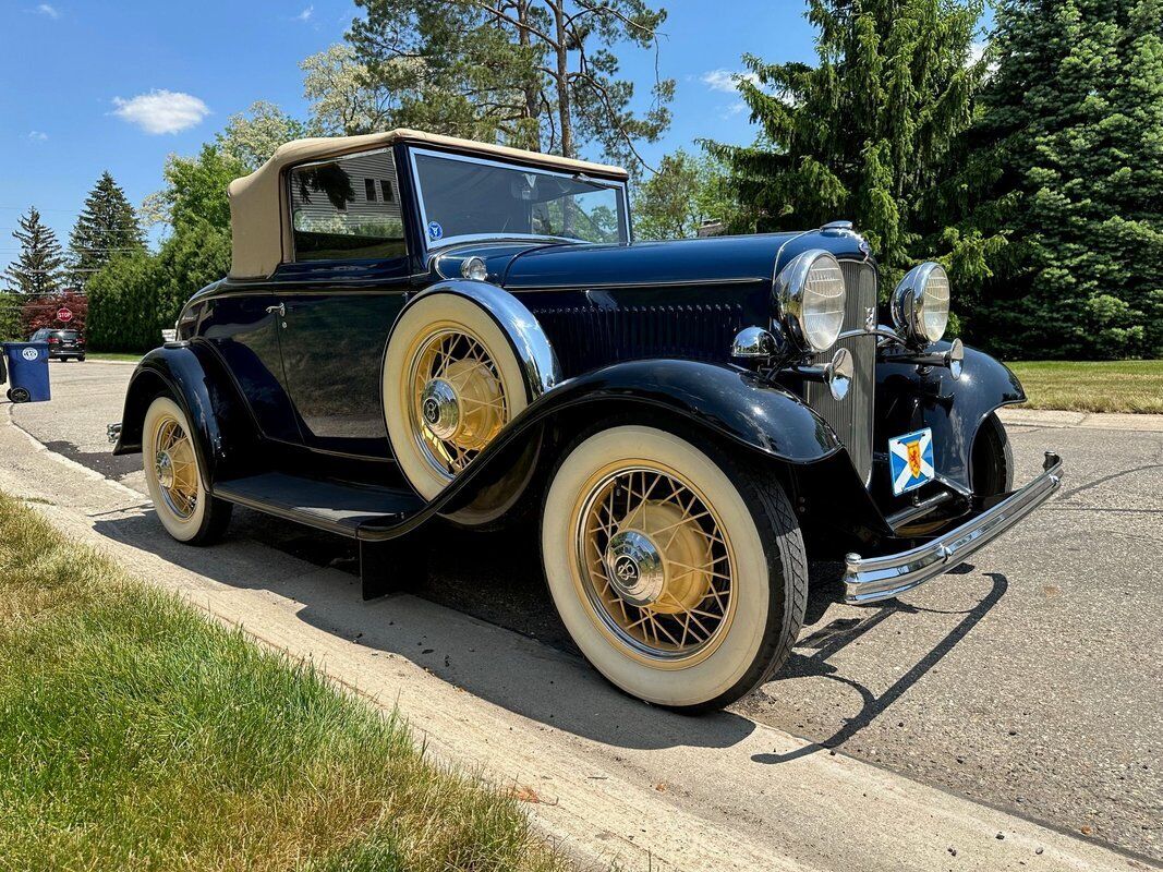 Ford-Cabriolet-1932-18