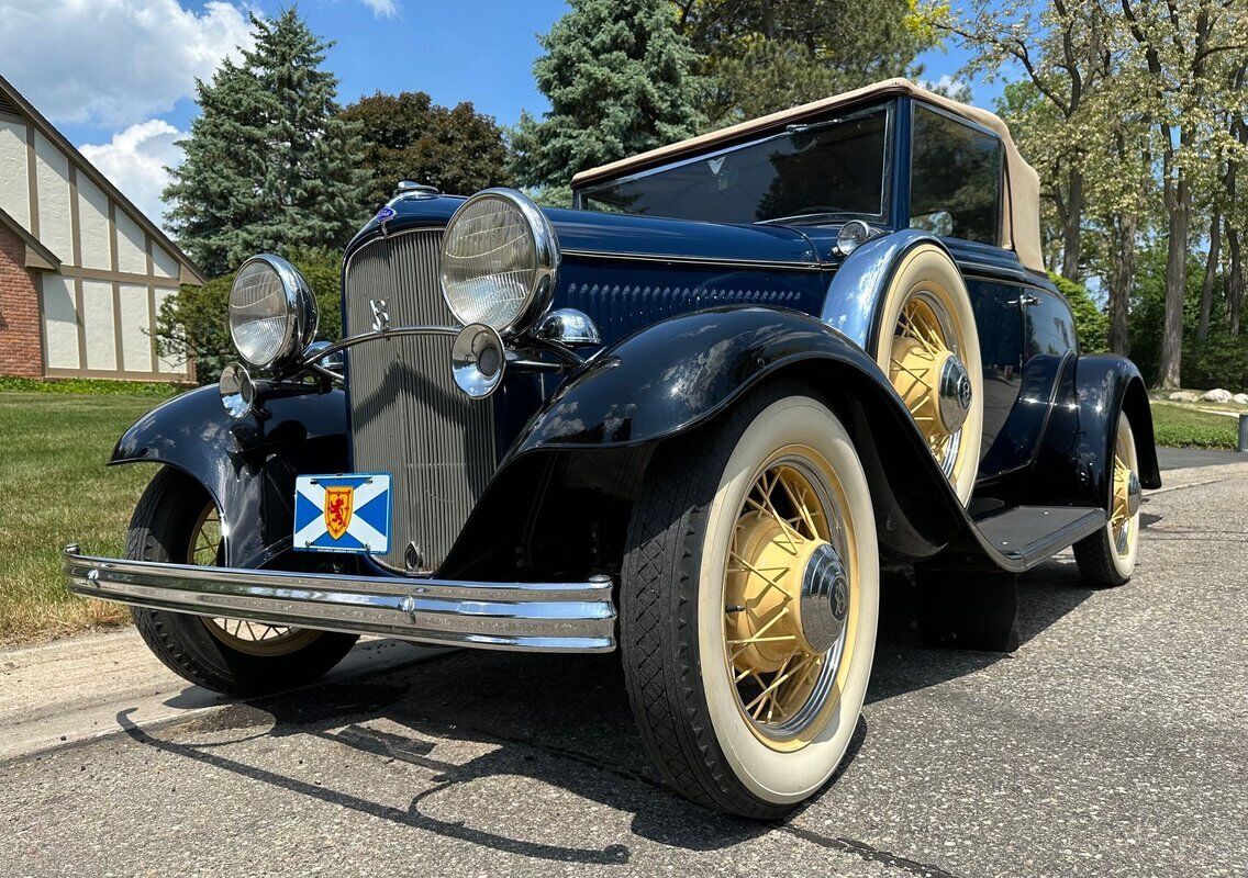 Ford-Cabriolet-1932-3