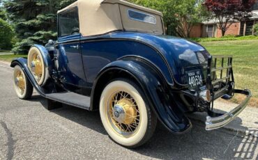 Ford-Cabriolet-1932-8