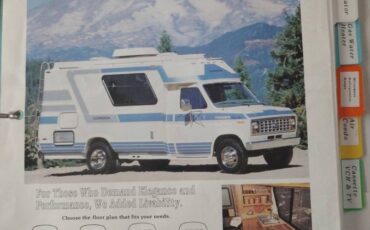 Ford-Chinook-concourse-motorhome-1990-13