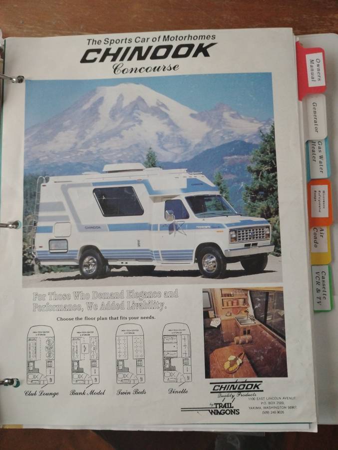 Ford-Chinook-concourse-motorhome-1990-13