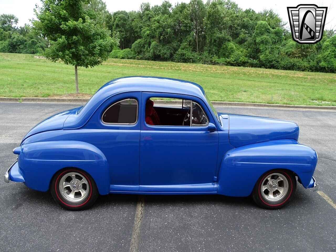 Ford-Club-Coupe-Coupe-1946-7