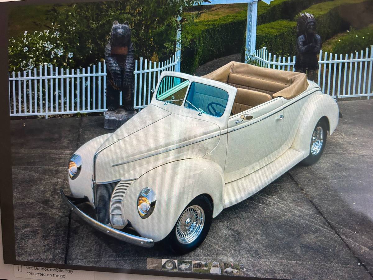 Ford-Convertible-1940