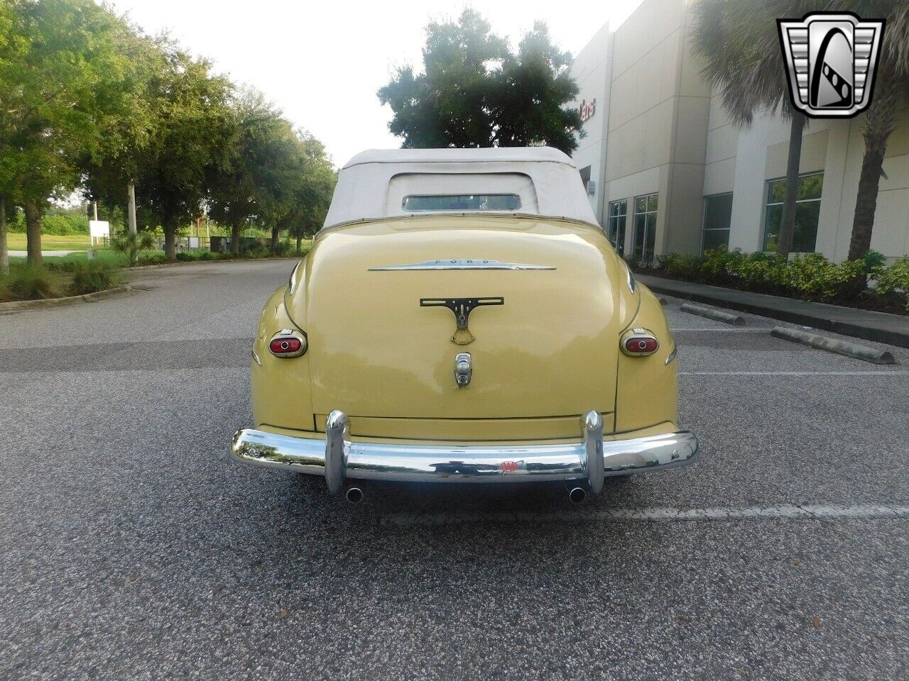 Ford-Convertible-Cabriolet-1948-4