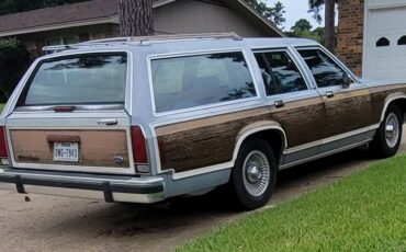 Ford-Country-squire-station-wagon-1991-21