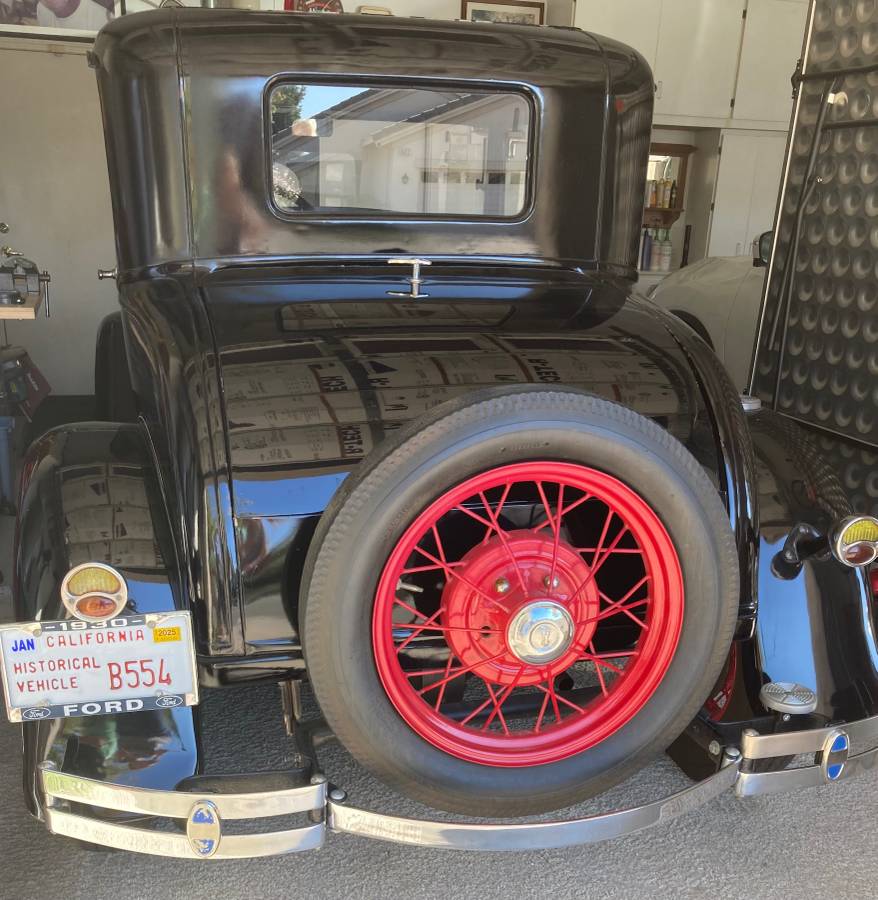 Ford-Coupe-1930-3