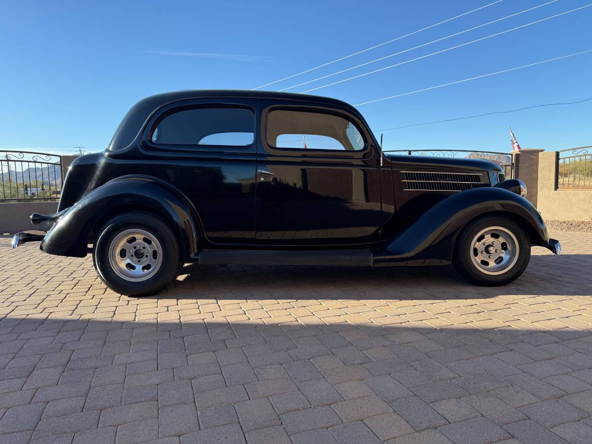 Ford-Coupe-1936-10