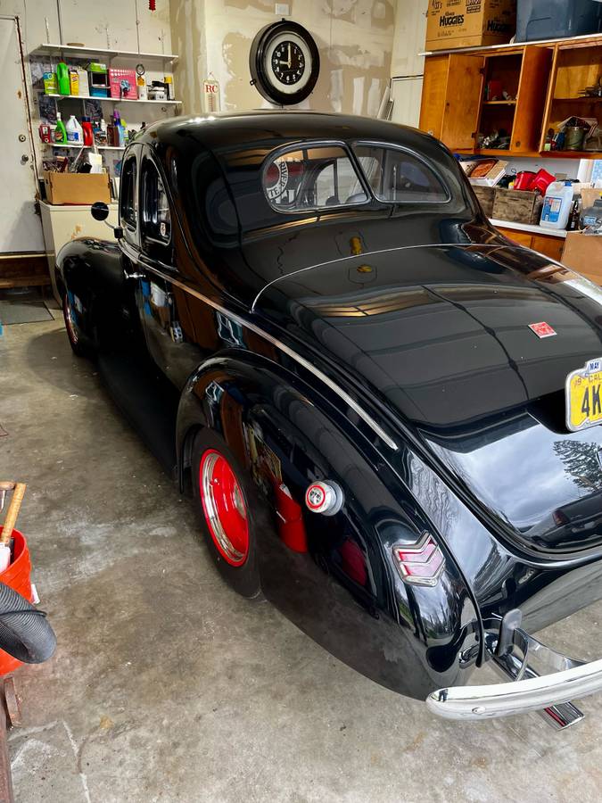 Ford-Coupe-1940-2