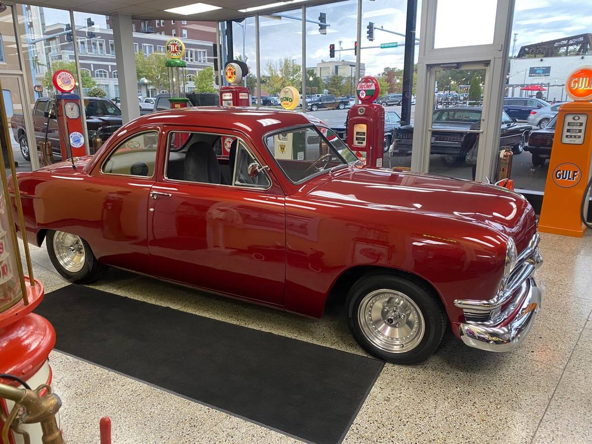 Ford-Coupe-1950-2