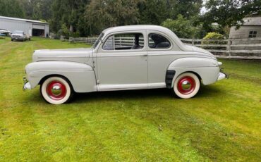 Ford-Coupe-super-deluxe-1946-1