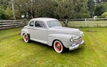 Ford-Coupe-super-deluxe-1946