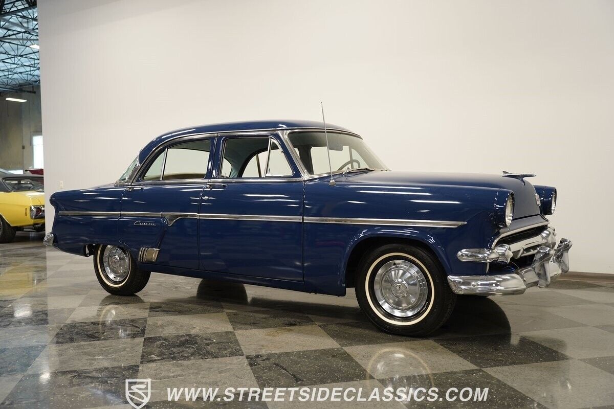 Ford-Crestline-Berline-1954-11