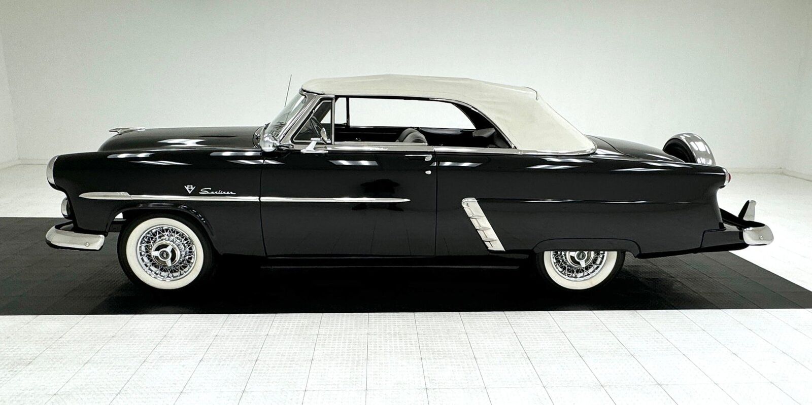 Ford-Crestline-Cabriolet-1952-2