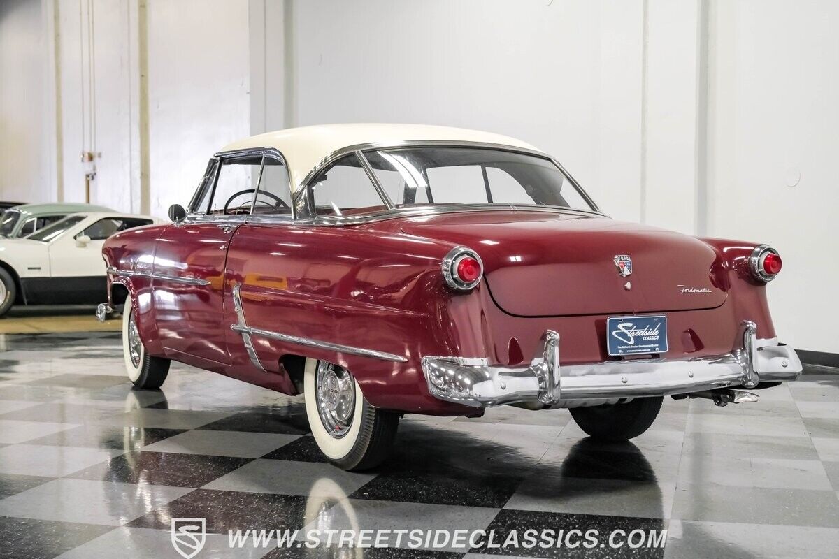 Ford-Crestline-Coupe-1952-10