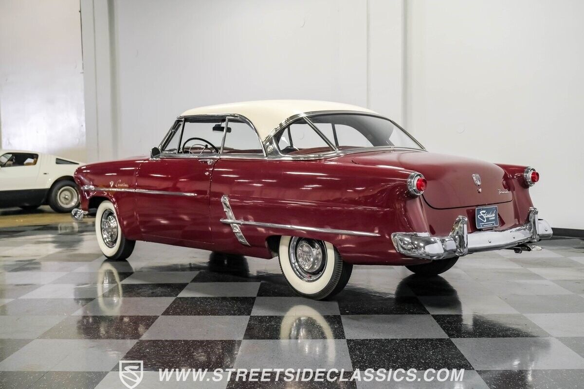 Ford-Crestline-Coupe-1952-9