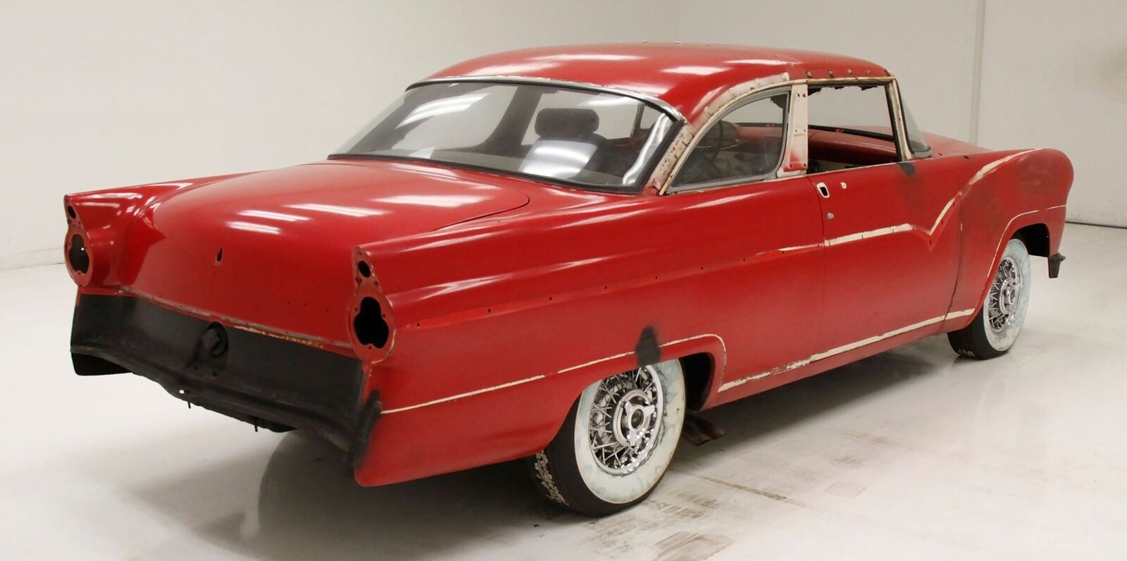 Ford-Crown-Victoria-1955-3