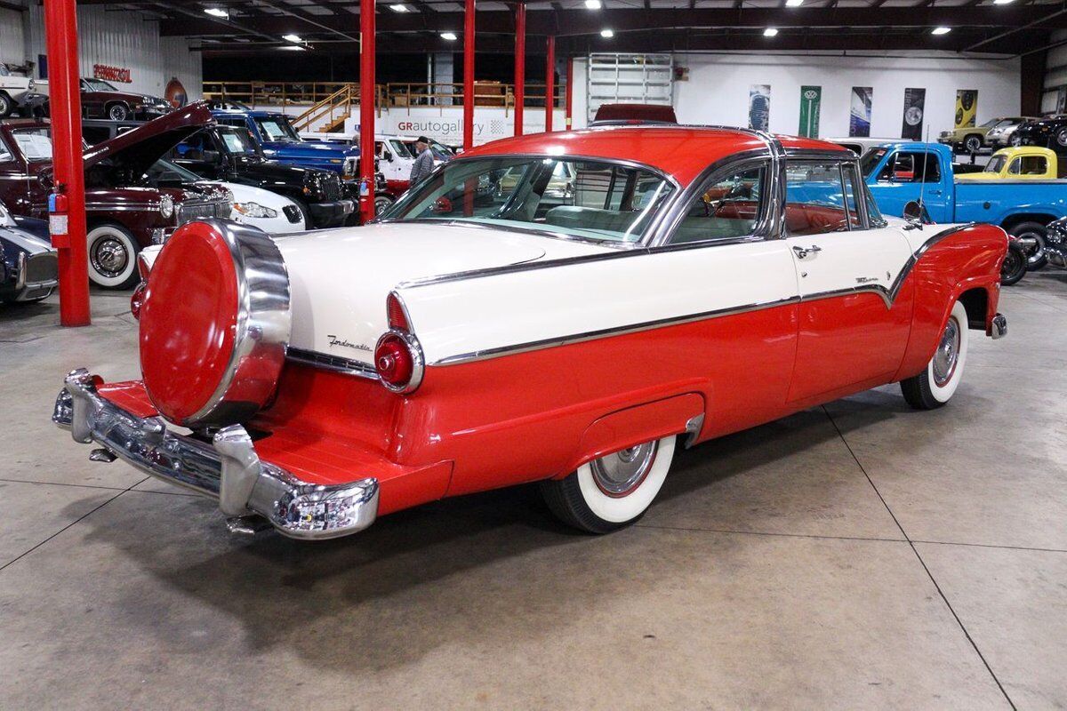 Ford-Crown-Victoria-Coupe-1955-6