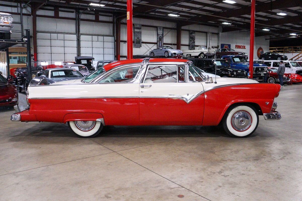 Ford-Crown-Victoria-Coupe-1955-8