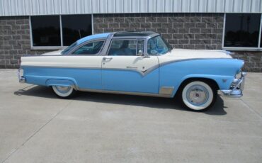 Ford-Crown-Victoria-Skyliner-Glasstop-1955-3