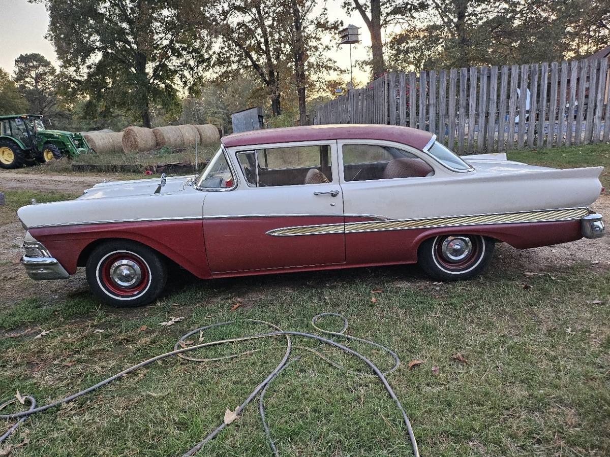 Ford-Custom-1958