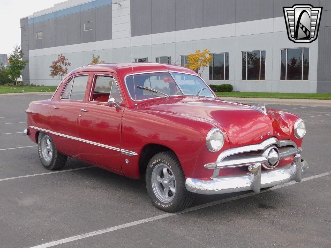 Ford-Custom-Berline-1949-7