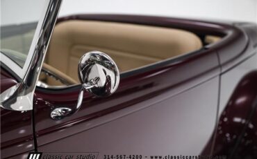 Ford-Custom-Cabriolet-1932-19