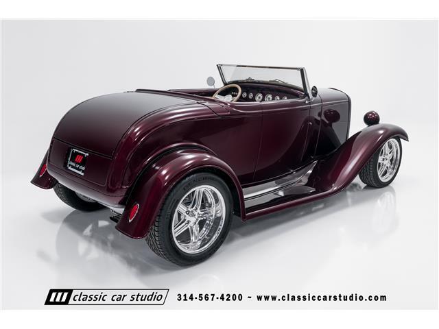 Ford-Custom-Cabriolet-1932-39