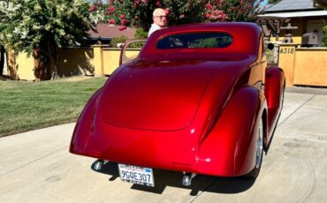 Ford-Custom-Coupe-1937-1