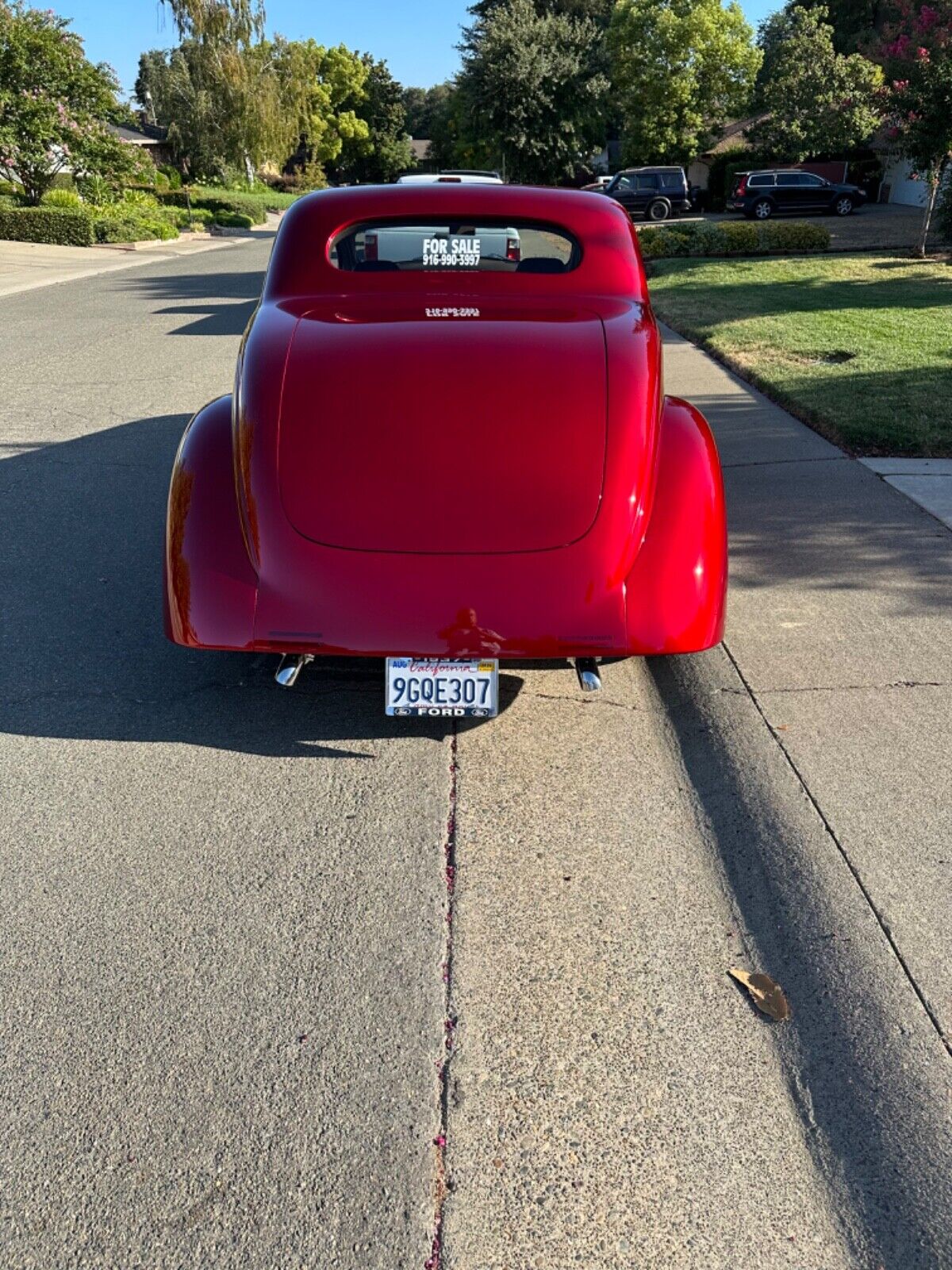 Ford-Custom-Coupe-1937-11