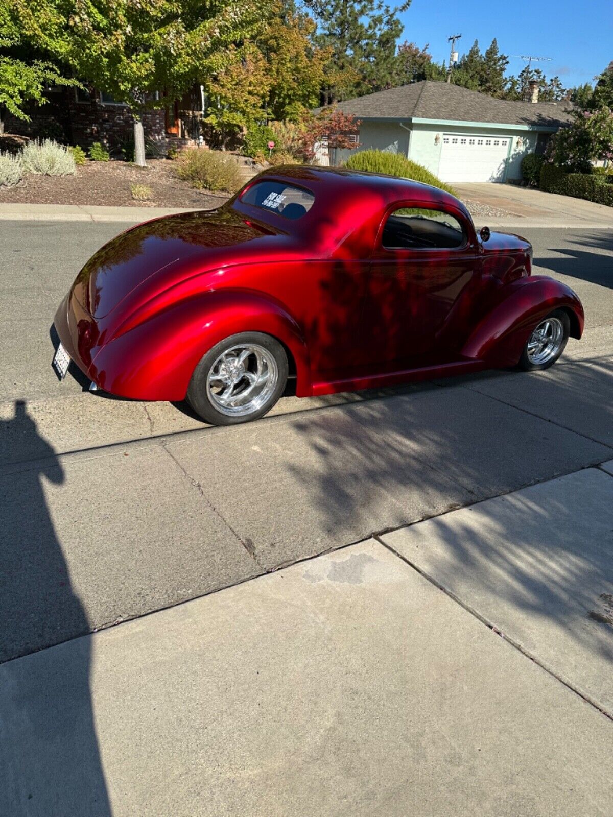 Ford-Custom-Coupe-1937-9