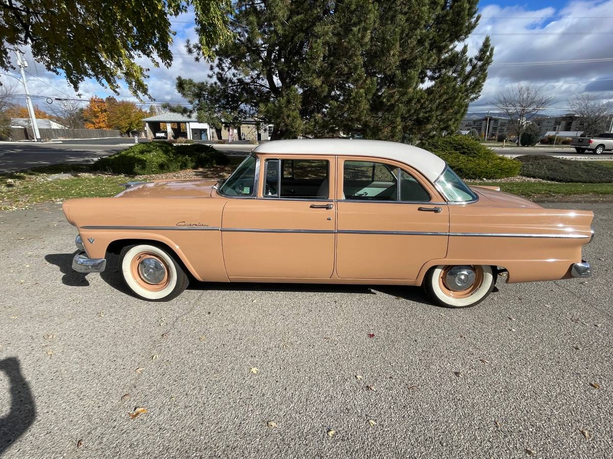 Ford-Customline-1955-2