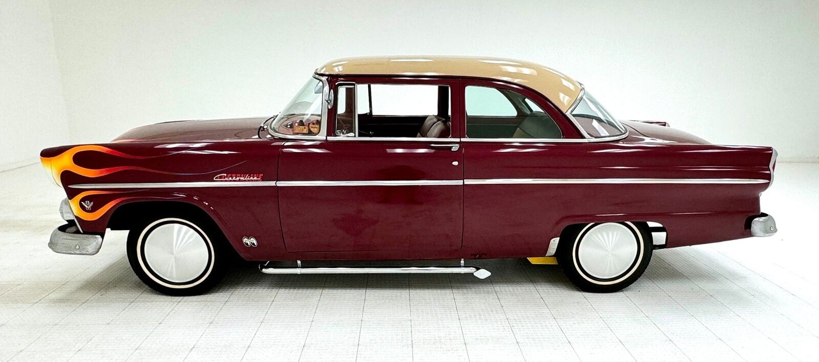 Ford-Customline-Berline-1955-1