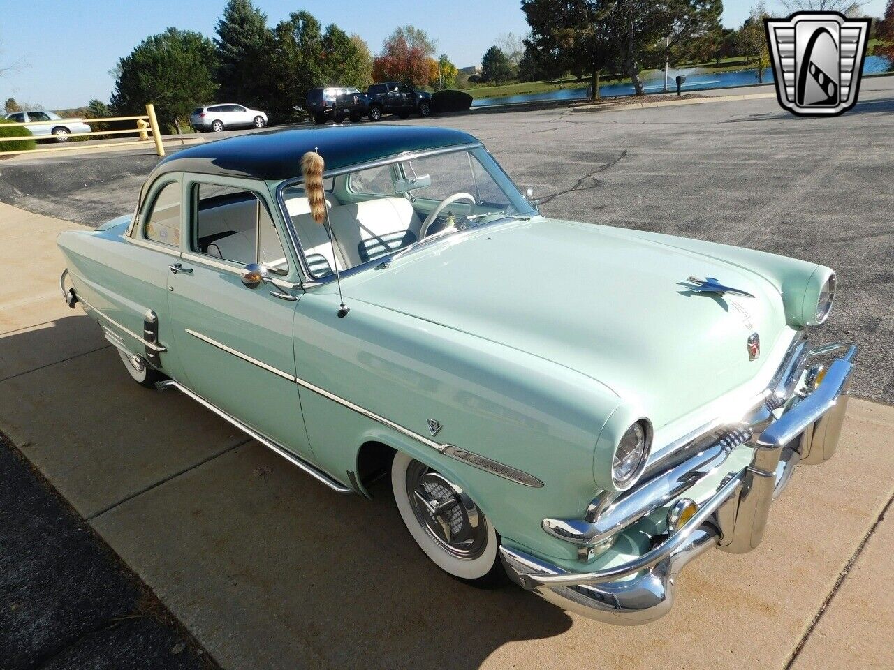 Ford-Customline-Coupe-1953-3