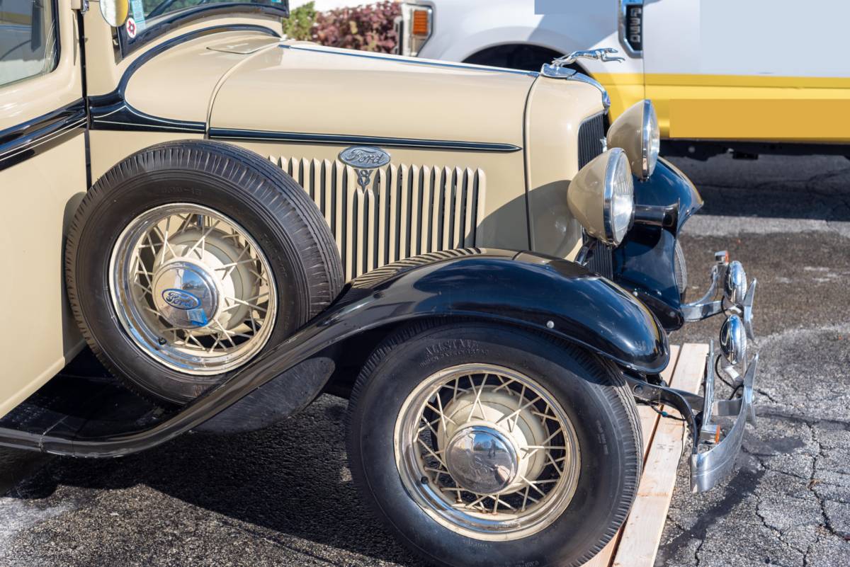 Ford-Delivery-panel-van-1934-2