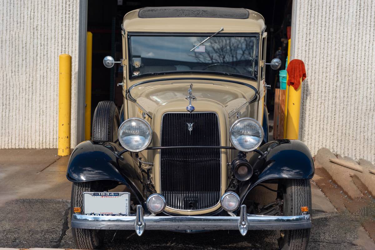 Ford-Delivery-panel-van-1934-3