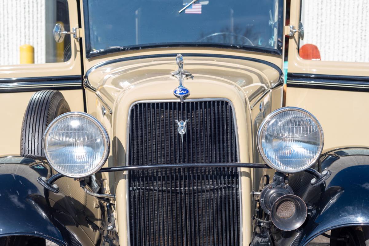 Ford-Delivery-panel-van-1934-4