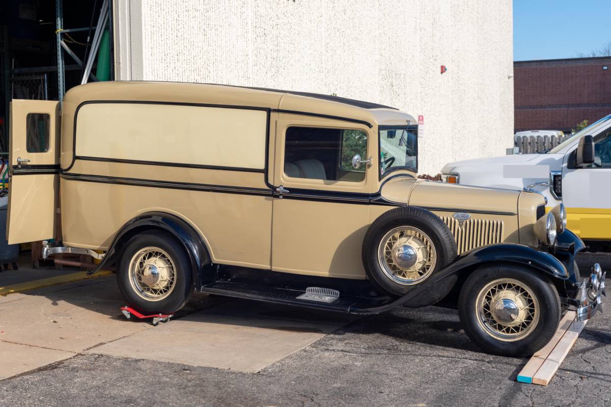 Ford-Delivery-panel-van-1934-8